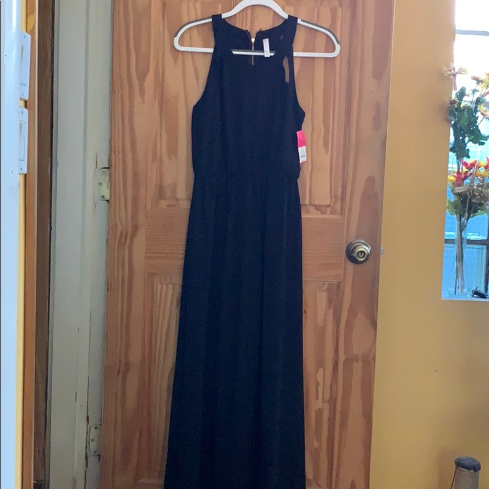 Long black high to low dress